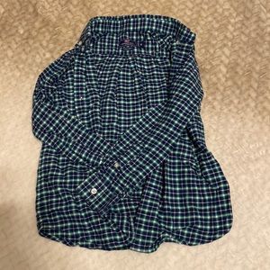 Vineyard vines boys button down flannel size 6